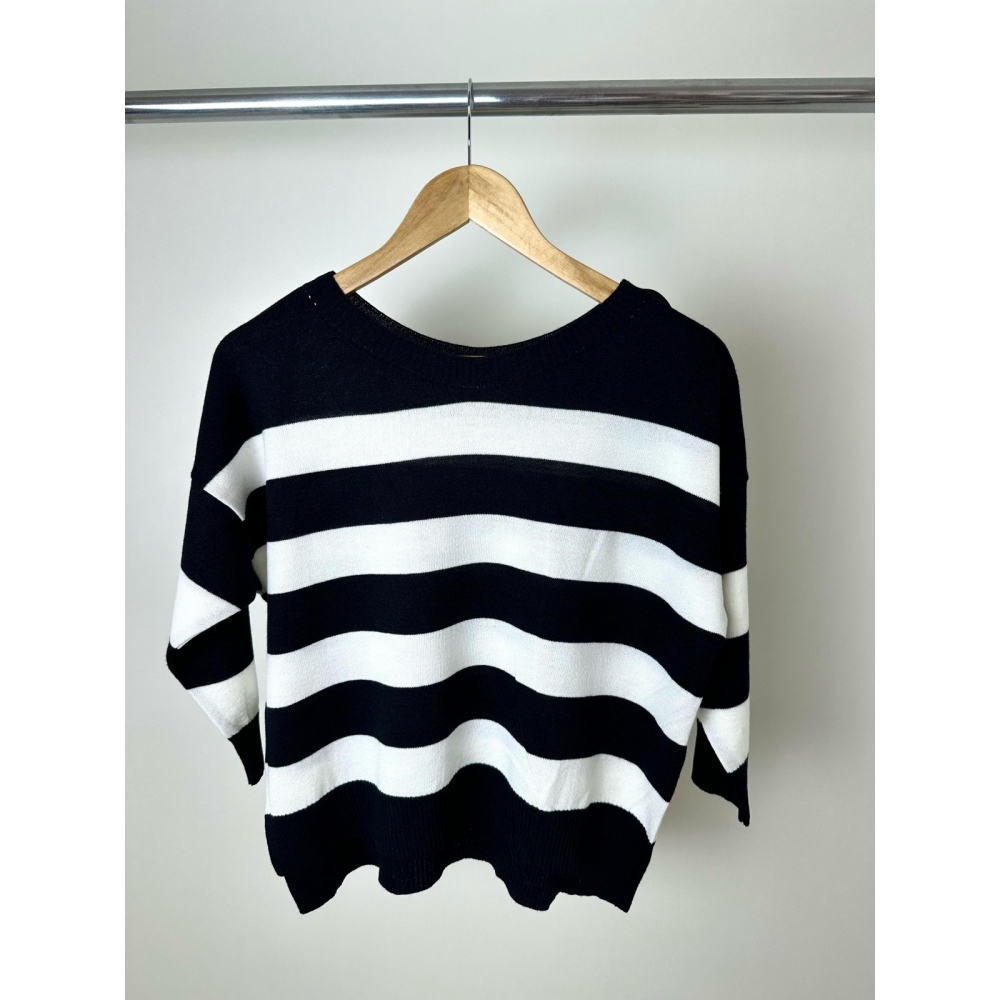 Blusa Canoa Listrada - Preto